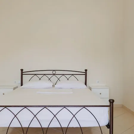 Proi Apartment *